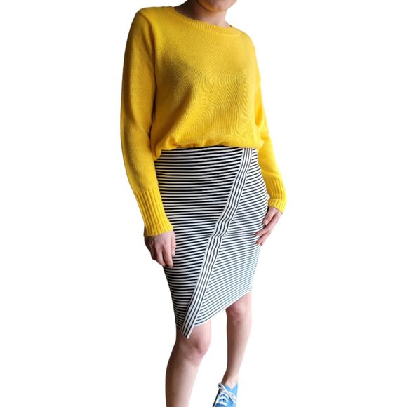 H & M Yellow Long Sleeved Crewneck Sweater Jumper Size M - Picture 3 of 11